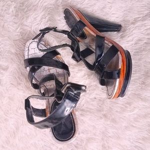 Anne Michelle 2.5" wooden heels